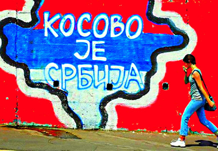 Tensión entre Serbia y Kosovo: cierran fronteras y la OTAN amenaza con actuar