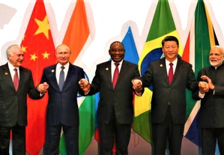 Grupo BRICS desestimará el patrón dólar en los acuerdos entre socios