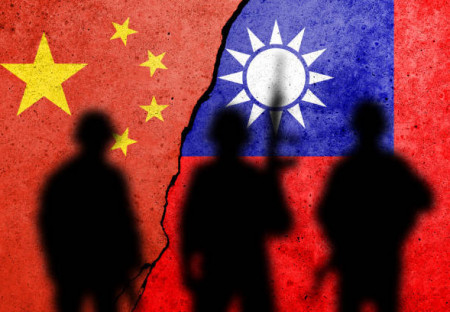 China anuncia patrullas alrededor de Taiwán y advierte sobre guerra